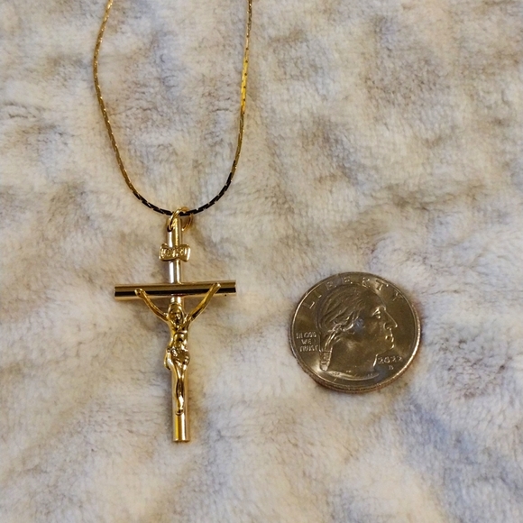 Sold Gold Tone Christ INRI Crucifix Pendant Faith Necklace, Thin Chain - Picture 2 of 7